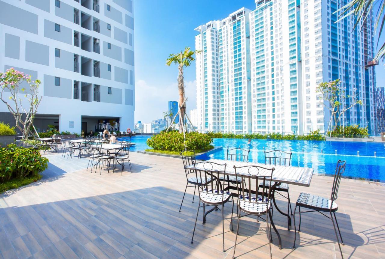 Oui! Oui! Saigon Apartment - Rivergate Residence ホーチミン市 エクステリア 写真