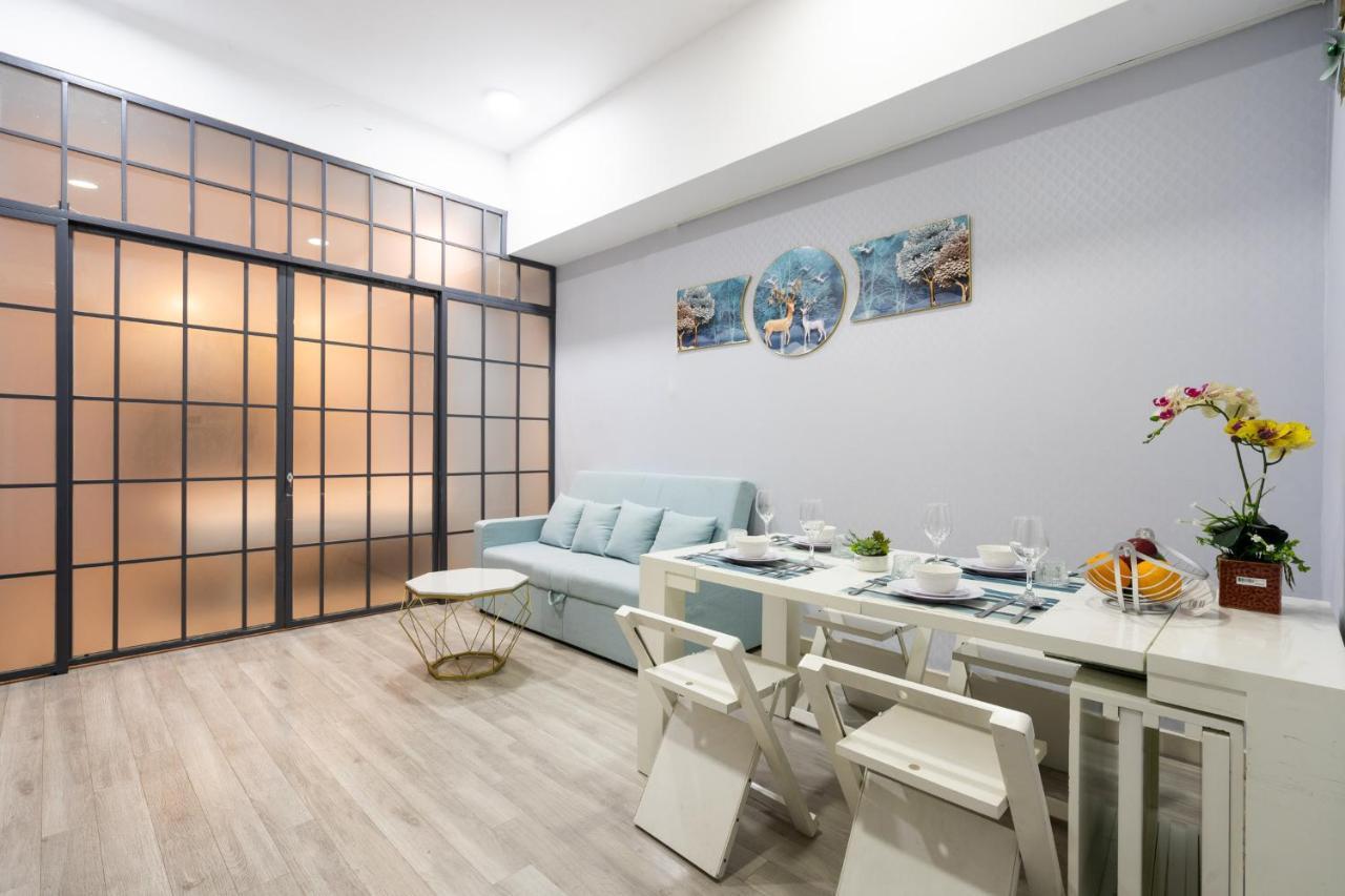 Oui! Oui! Saigon Apartment - Rivergate Residence ホーチミン市 エクステリア 写真