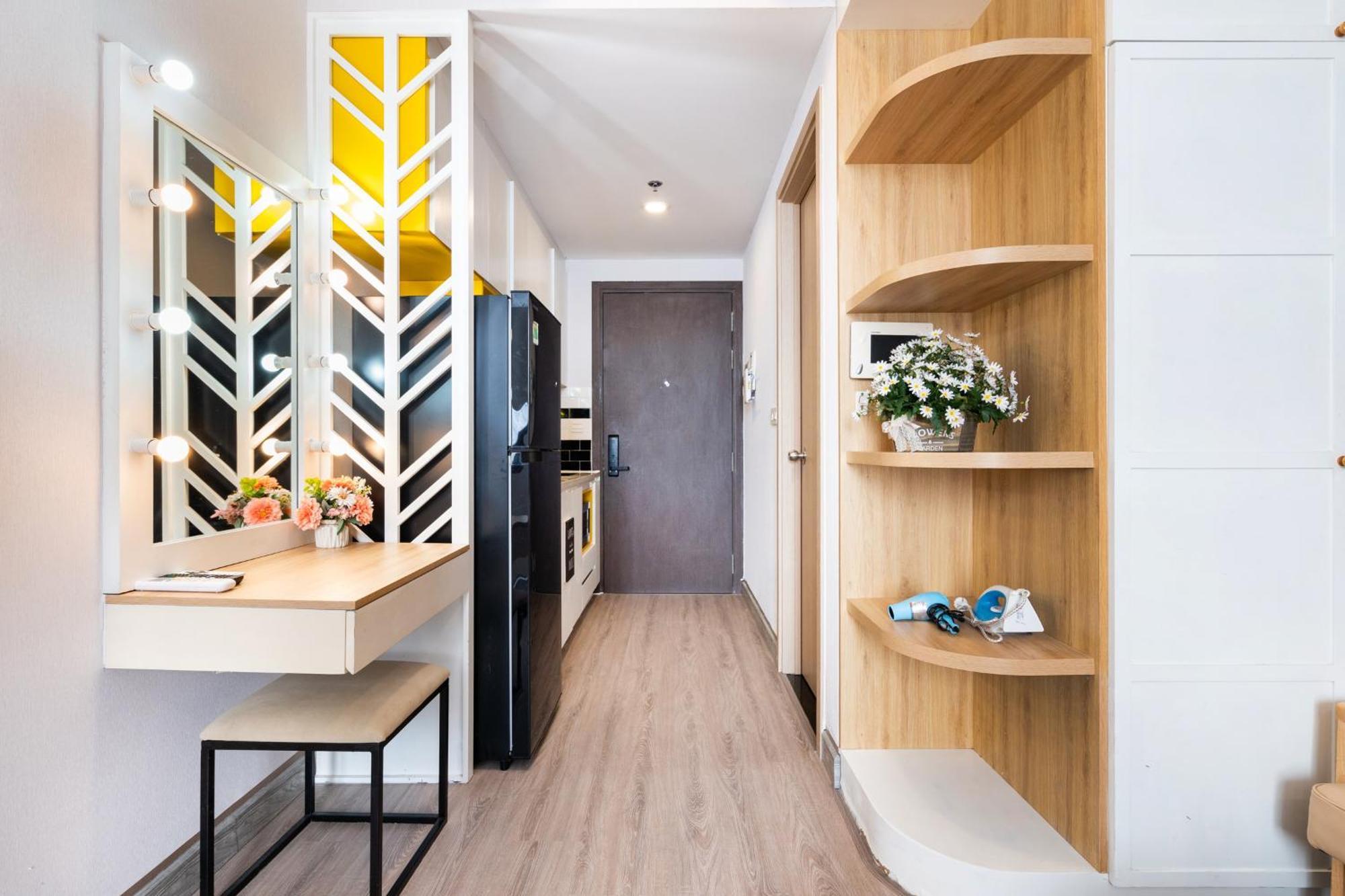 Oui! Oui! Saigon Apartment - Rivergate Residence ホーチミン市 エクステリア 写真